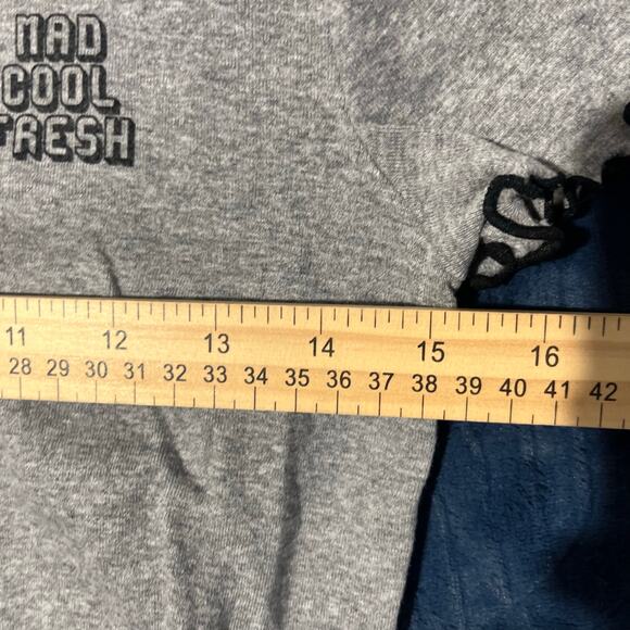 Forever 21 Gray Mad Cool Fresh Womans Short Sleeve blouse shirt Size Medium - Picture 4 of 6